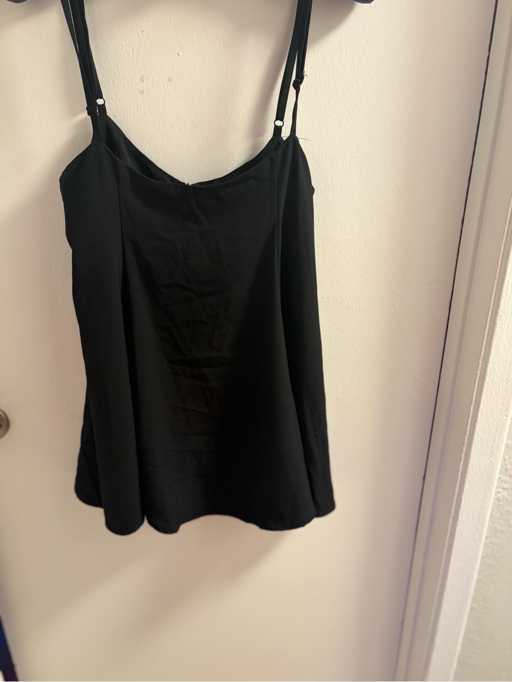 YOINS Black Adjustable-Strap Satin Camisole